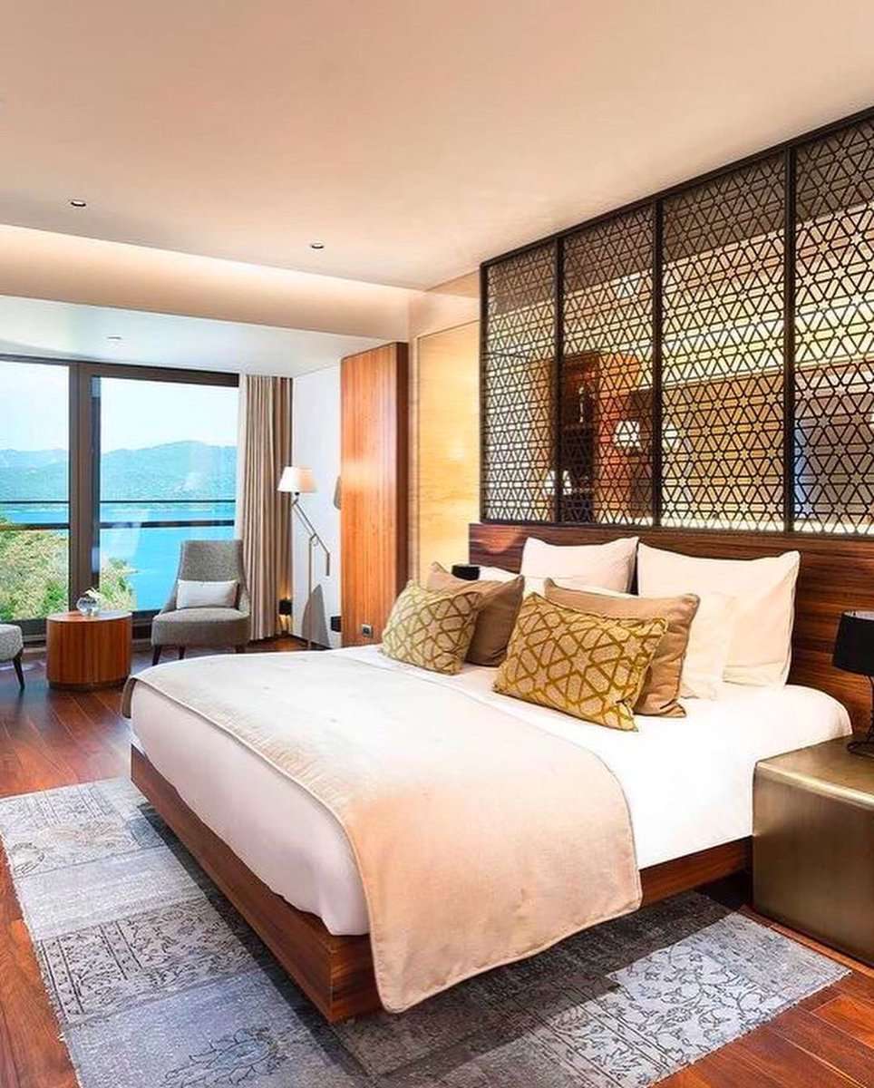 The Benefits of Overseasinfo.tv for Hotels & Accommodation