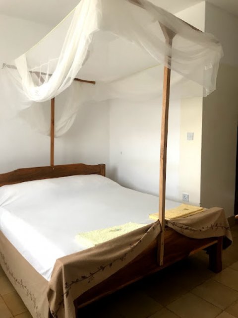 Domus Aurea Safari Company Limited