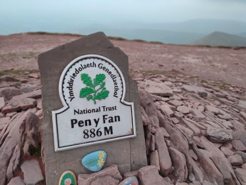 Hike Pen Y Fan In The Brecon Beacons - Bannau Brychieniog - 1301