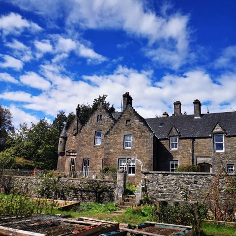 Isla Bank House  - 285