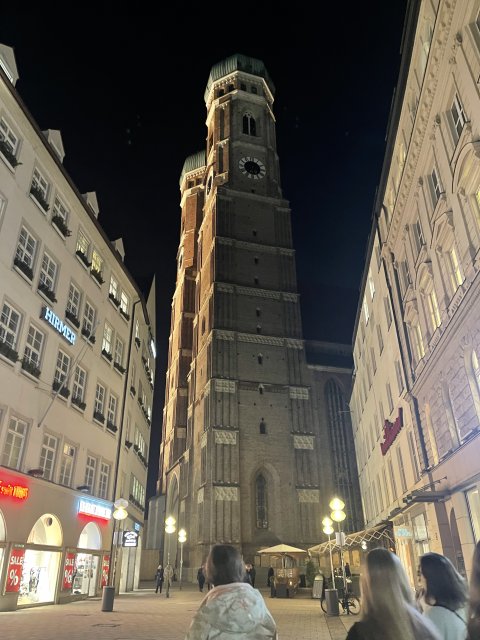 Marienplatz - 1319
