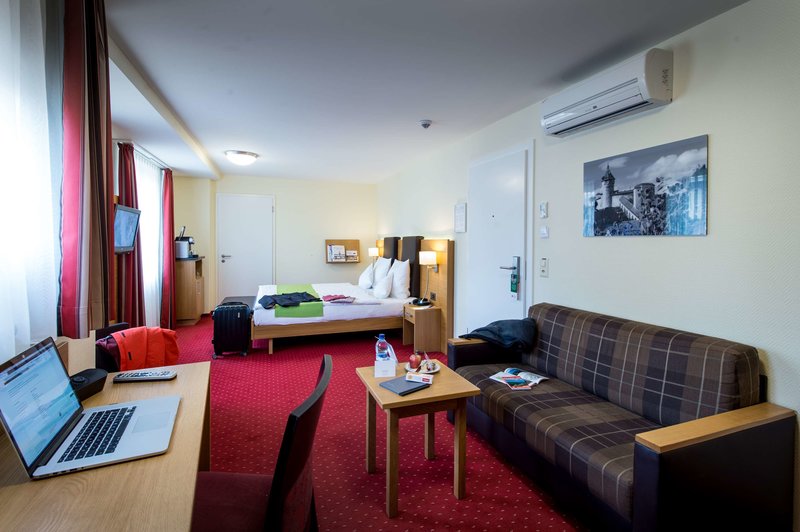 Best Western Plus Hotel Bahnhof - 850