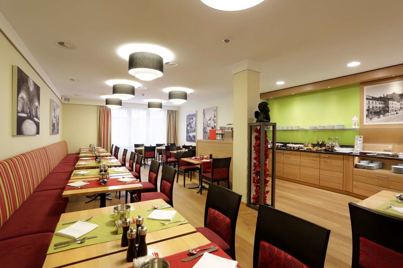 Best Western Plus Hotel Bahnhof - 850