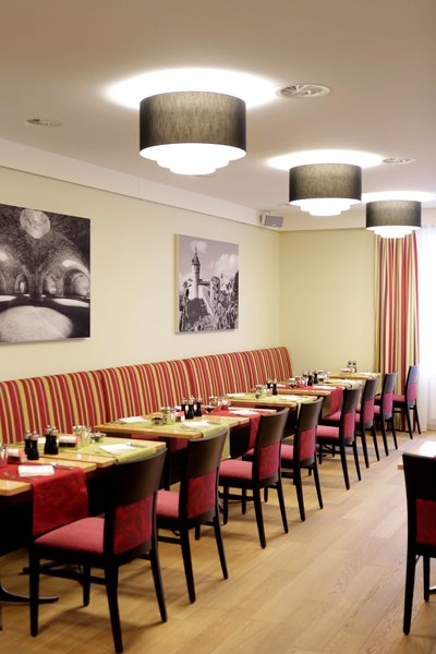 Best Western Plus Hotel Bahnhof - 850