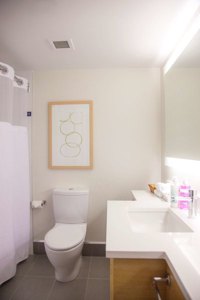 Coast Bastion Hotel - 512