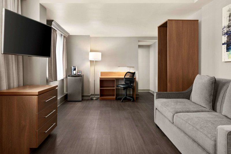 Days Inn Vancouver Downtown - 523