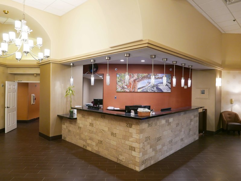 Best Western Escondido Hotel - 856