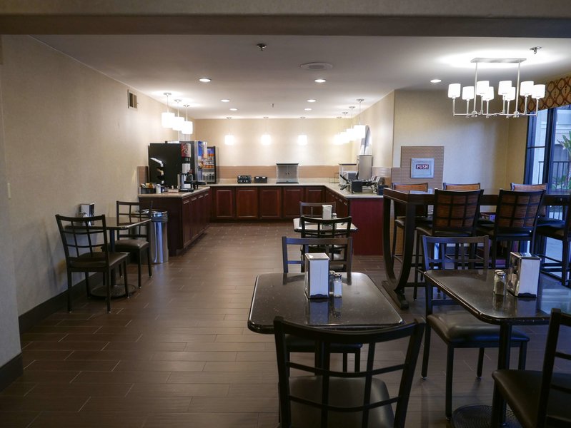 Best Western Escondido Hotel - 856