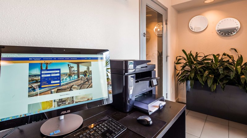 Best Western Plus Executive Suites - 857