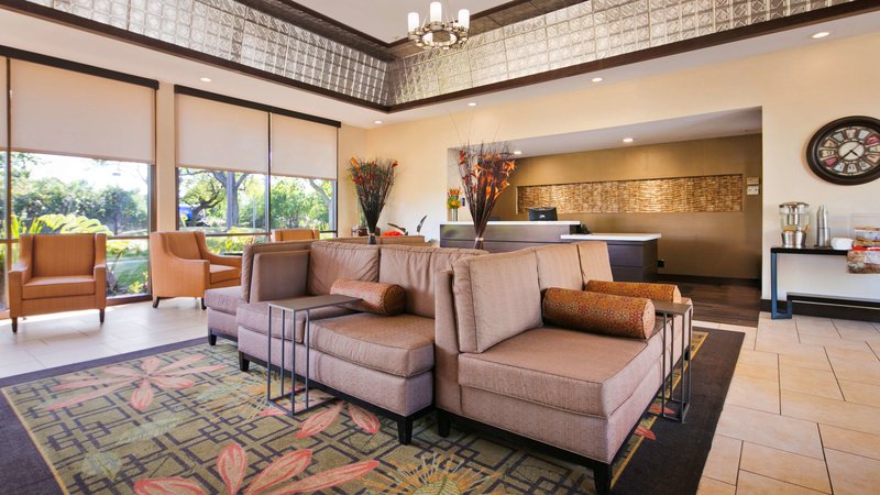 Best Western Plus Garden Court Inn - 859