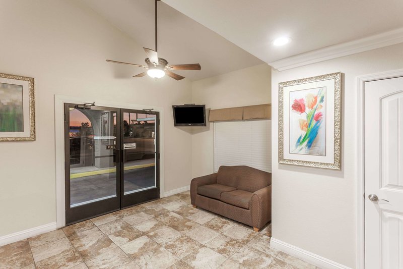 Travelodge Hemet - 861