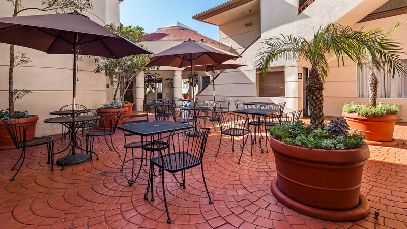 Best Western Plus Suites Hotel Coronado Island - 865