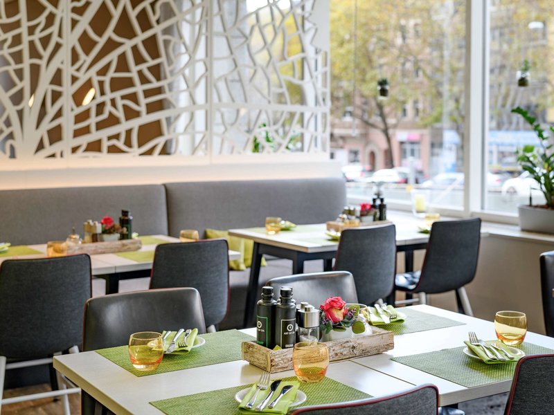 Mercure Hotel Stuttgart City Center - 529