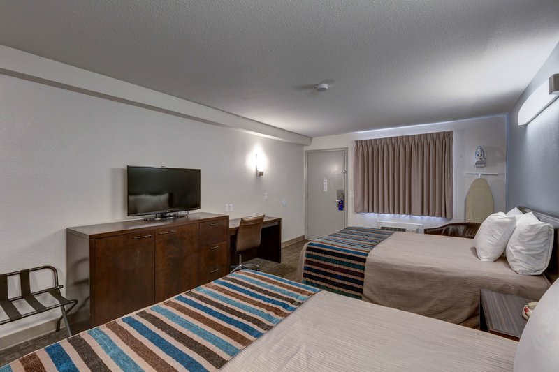 Good Nite Inn Near Seaworld - 868