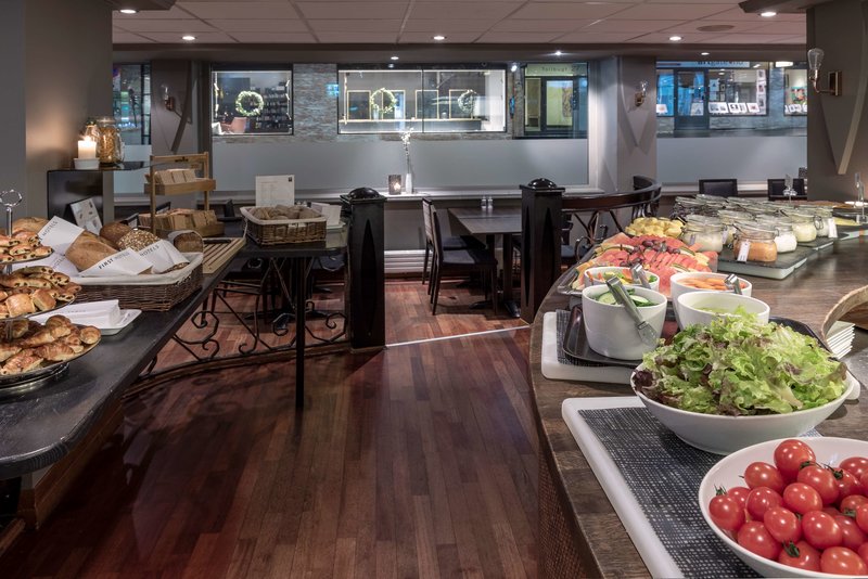 First Hotel Millennium - 538