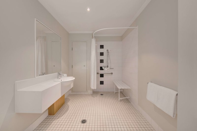 Travelodge Hotel Sydney Martin Place - 871