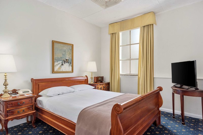 Castlereagh Boutique - 872