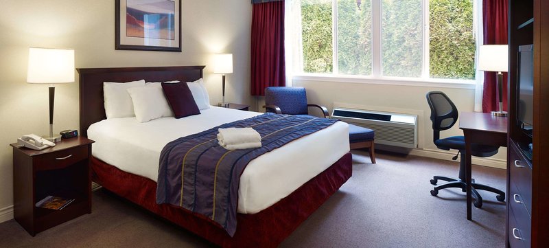 Harrison Hot Springs Resort - 550