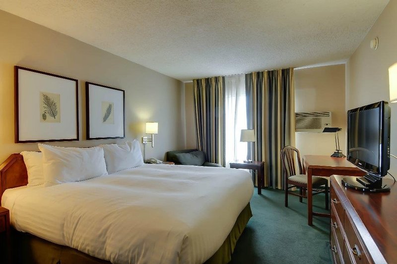 Vagabond Inn San Diego Airport Marina - 883