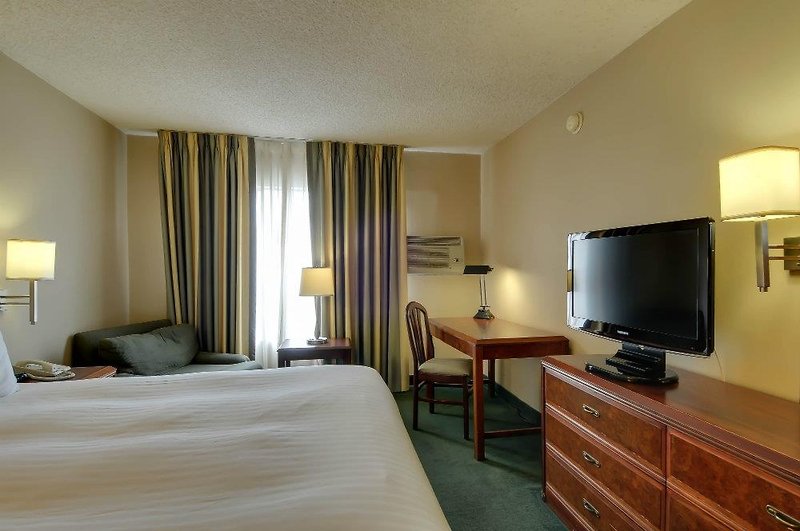 Vagabond Inn San Diego Airport Marina - 883