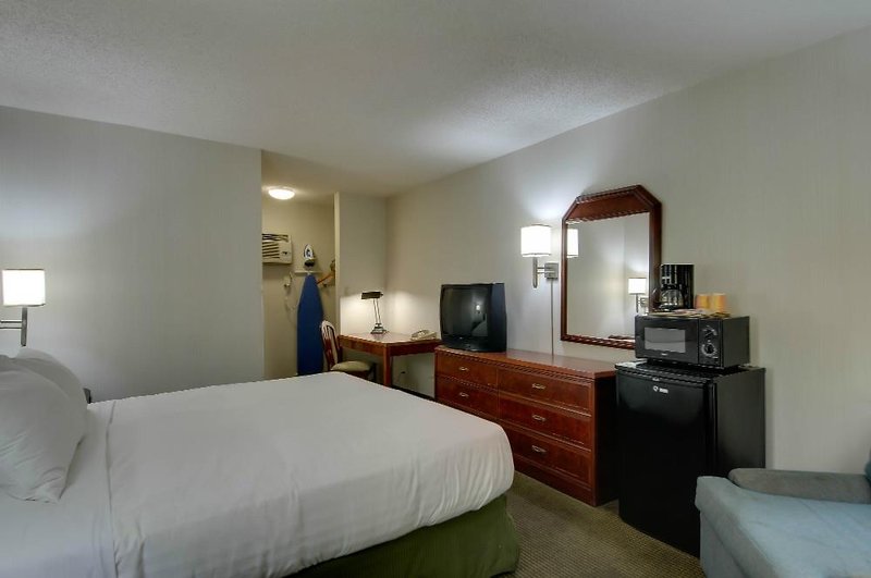 Vagabond Inn San Diego Airport Marina - 883