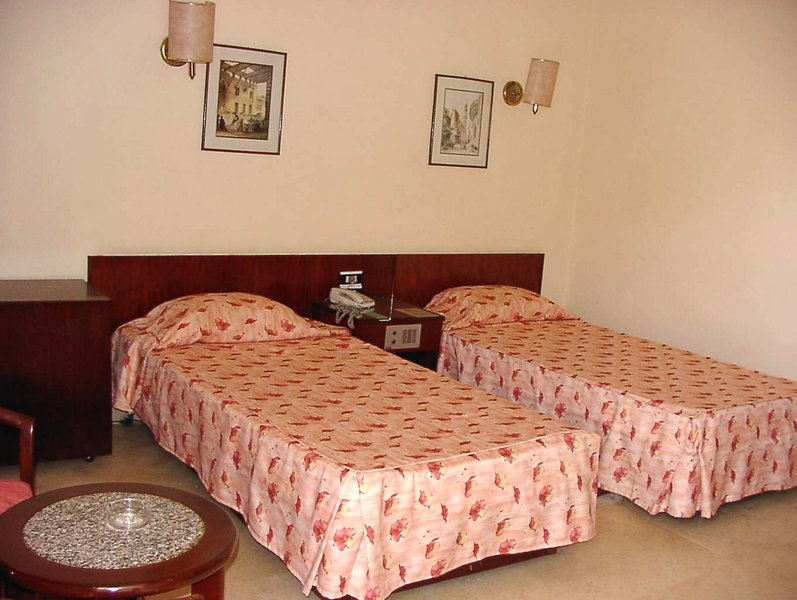 Obelisk Nile Hotel - 557