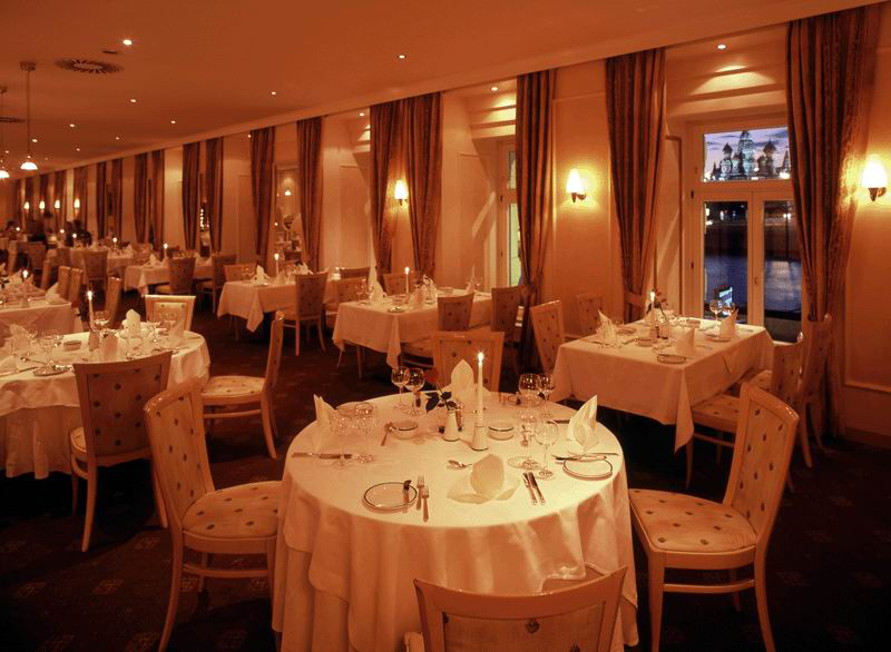 Baltschug Kempinski - 560