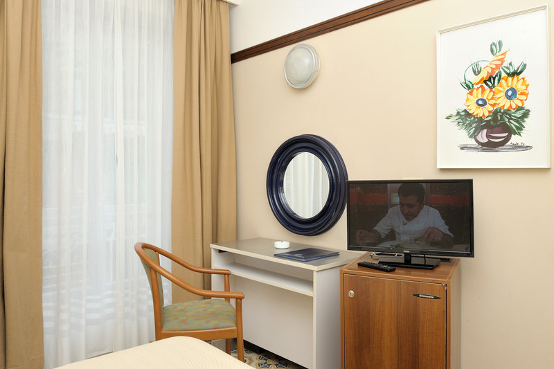 Hotel Pietra Di Luna - 389