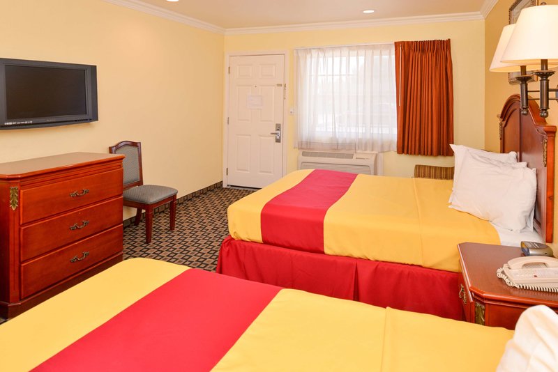 Americas Best Value Inn & Suites San Bernardino - 885
