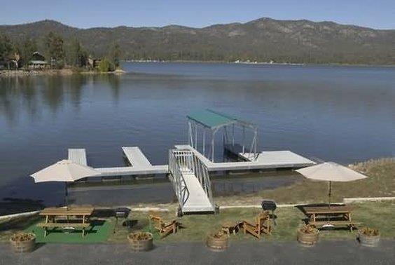 Big Bear Lakefront Lodge - 886