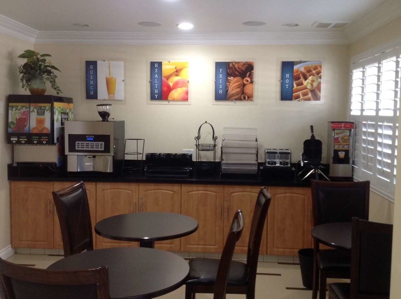 Raincross Hotel Riverside - 887