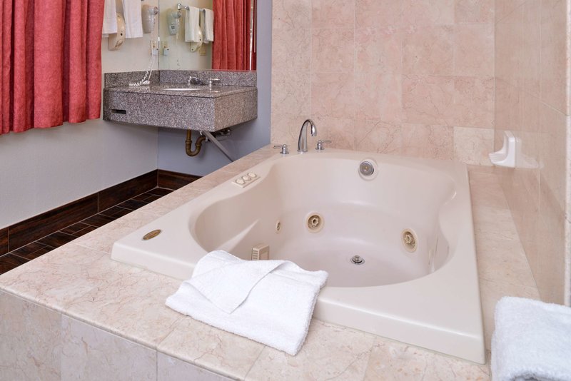 Americas Best Value Inn Hollywood Los Angeles - 889