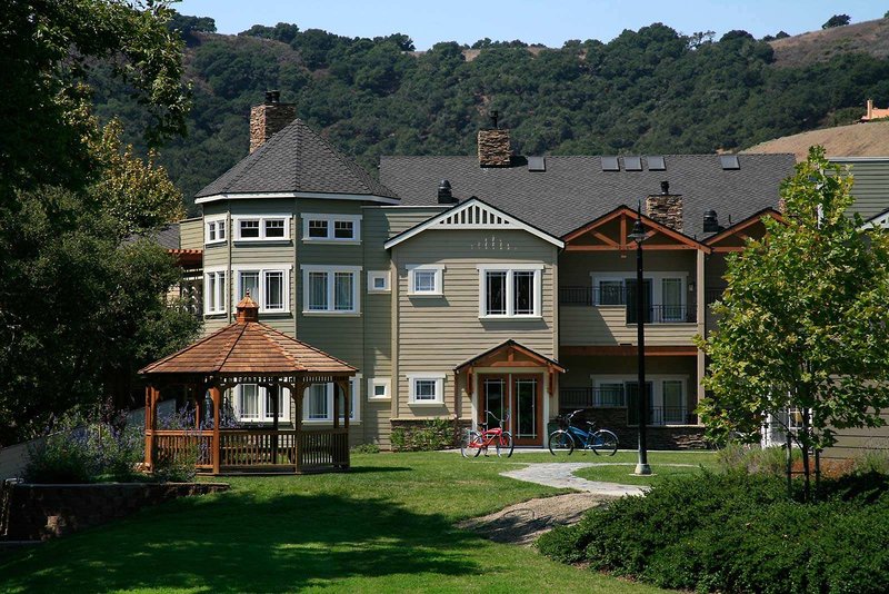 Avila Village Inn - 892