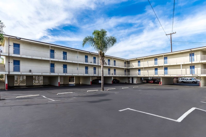 Motel 6 Oceanside Marina - 896