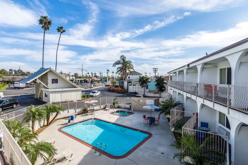 Motel 6 Oceanside Marina - 896
