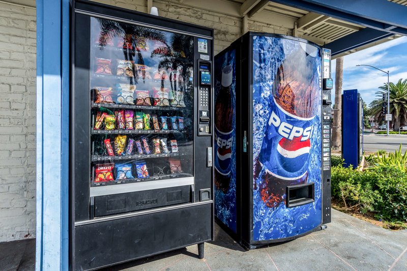 Motel 6 Oceanside Marina - 896