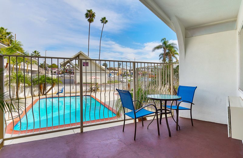 Motel 6 Oceanside Marina - 896