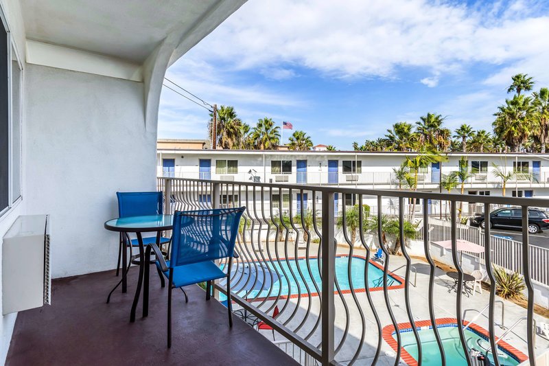 Motel 6 Oceanside Marina - 896