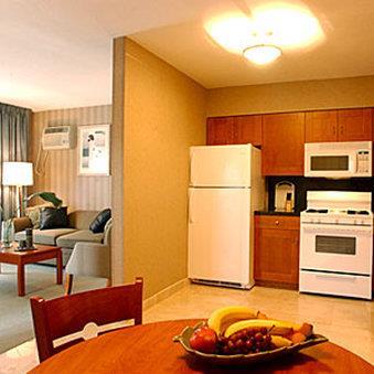 7 Springs Inn & Suites - 898