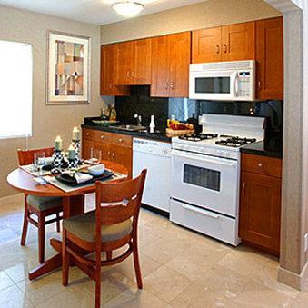 7 Springs Inn & Suites - 898