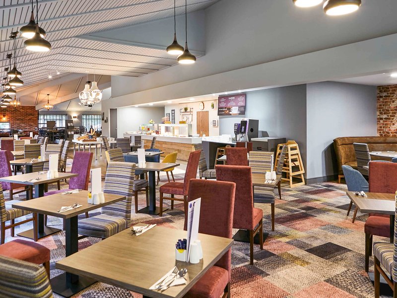 Novotel Manchester West - 570