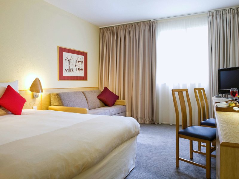 Novotel Manchester West - 570