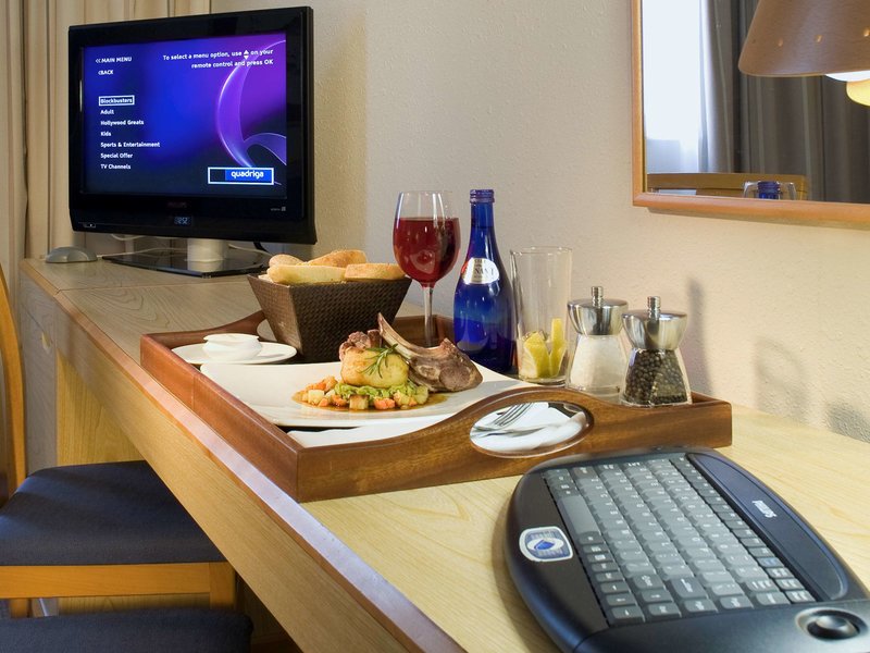 Novotel Manchester West - 570