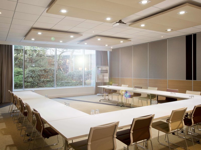 Novotel Manchester West - 570