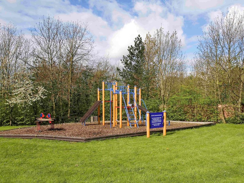 Novotel Manchester West - 570