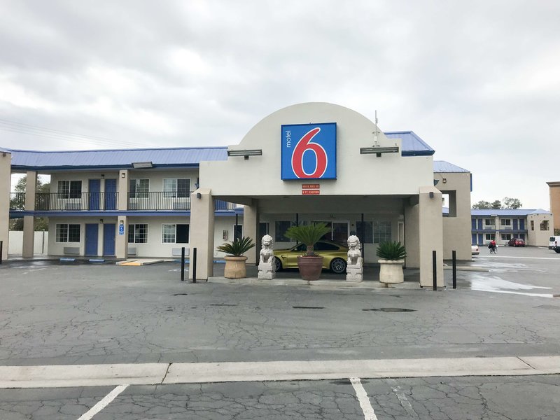 Motel 6 Visalia Ca - 904
