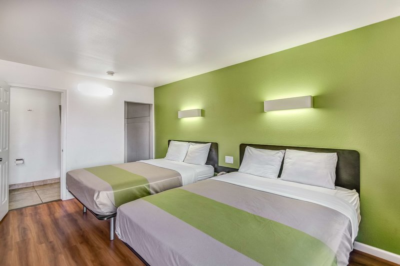 Motel 6 Visalia Ca - 904