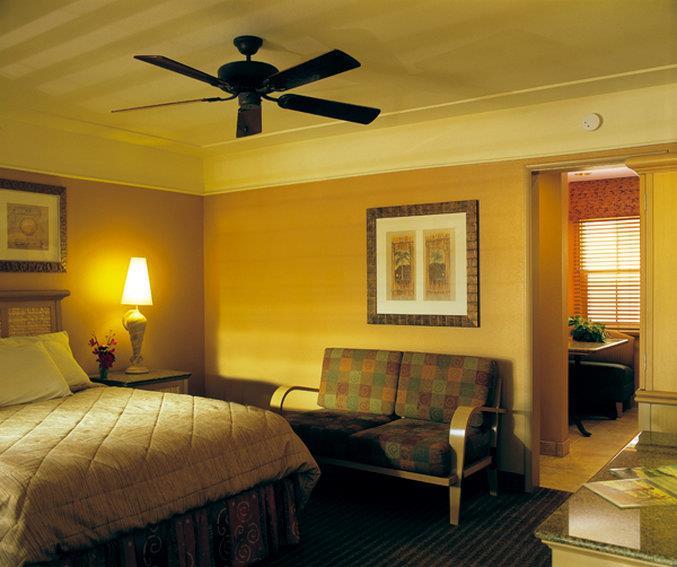 Diamond Head Inn - 906