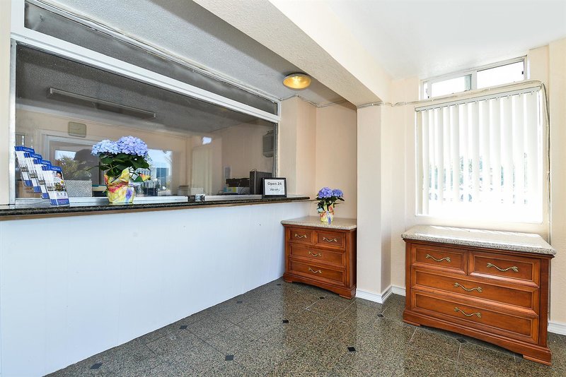 Americas Best Value Inn - Oakland / Lake Merritt - 909