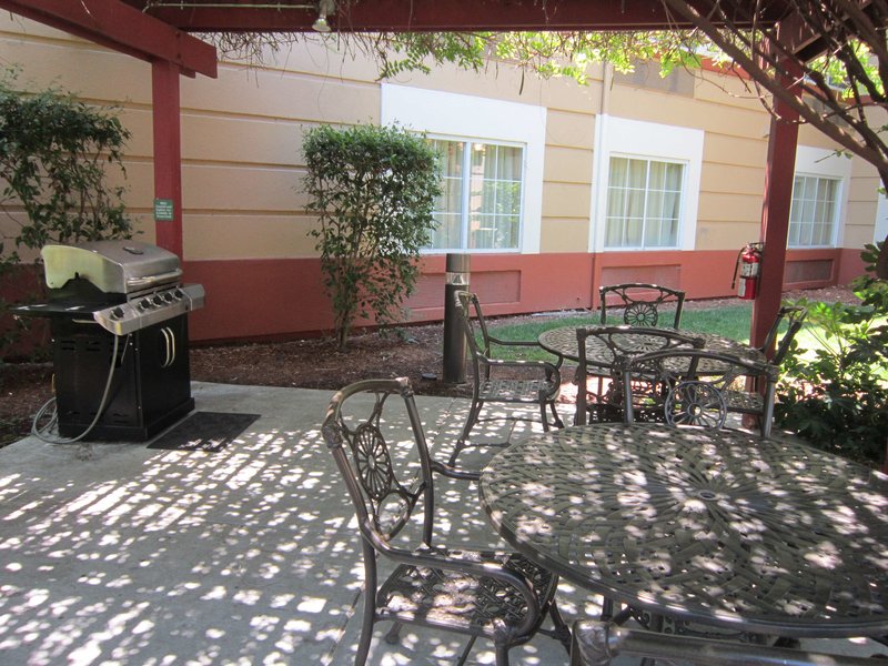 Extended Stay America - Pleasanton - Chabot Dr. - 940